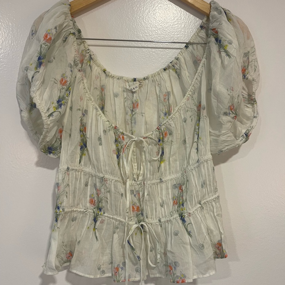 Floral Puff Sleeve Blouse